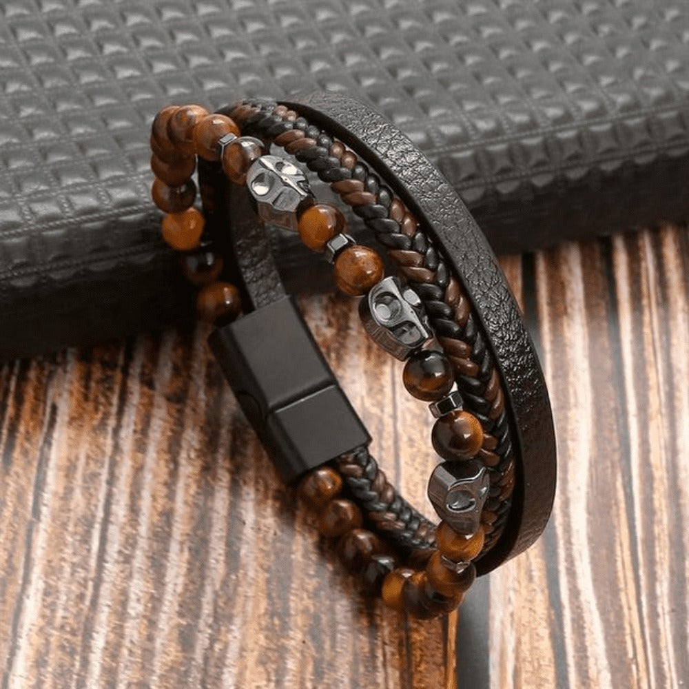 Top-Notch Leather Wristband for Blokes - Stylish Bling with Gems and Charms