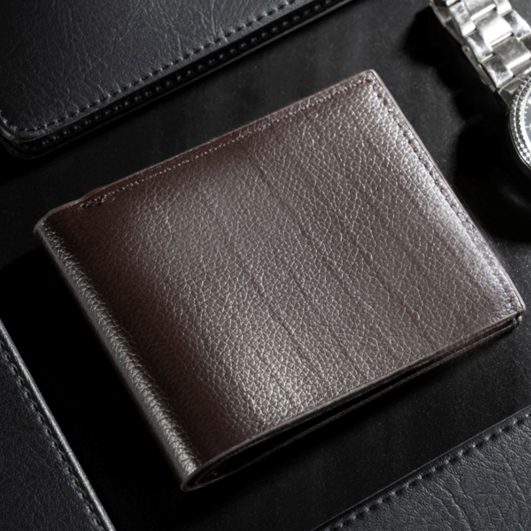 Blokes' Leather Wallet – A Proper Bit of Kit!