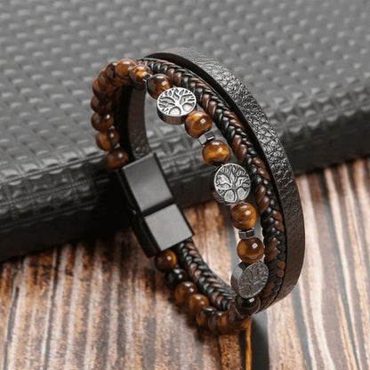 Top-Notch Leather Wristband for Blokes - Stylish Bling with Gems and Charms