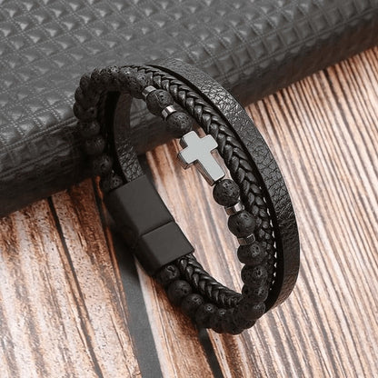 Top-Notch Leather Wristband for Blokes - Stylish Bling with Gems and Charms
