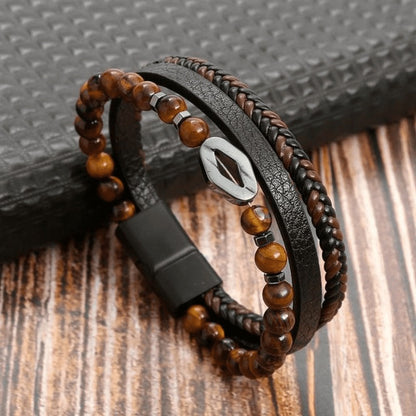 Top-Notch Leather Wristband for Blokes - Stylish Bling with Gems and Charms