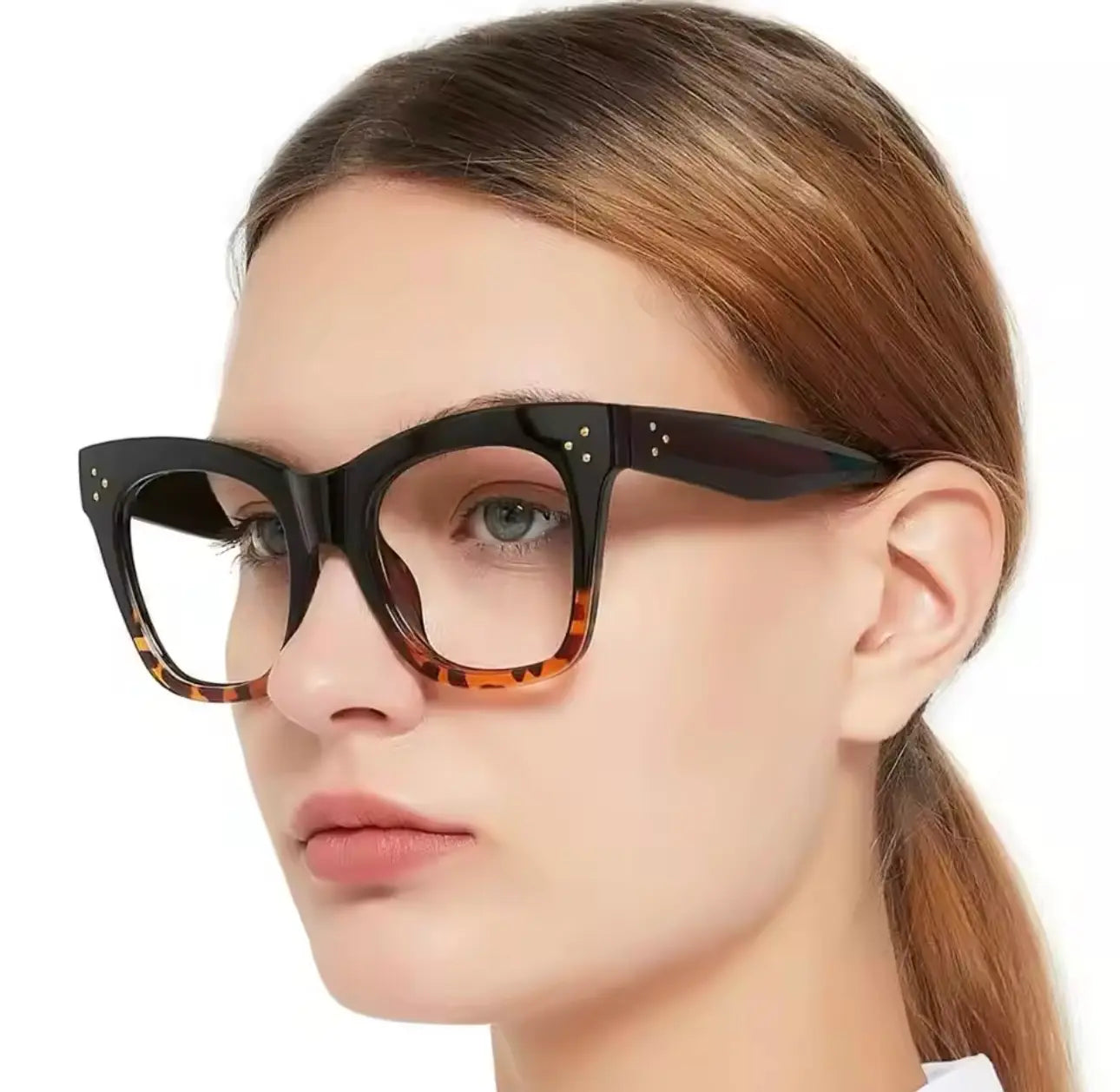 Versatile Multifocal Glasses for Home Use