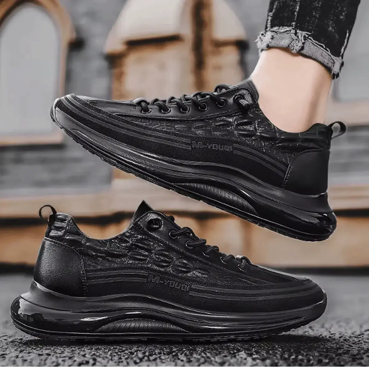 Drako® Blokes' Croc Skin Trainers